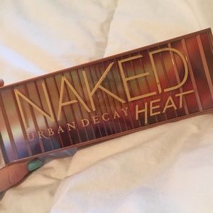 Naked heat eyeshadow palette